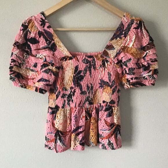 NEW FARM RIO Tropical Pink Pineapple Smocked Top - Size S - Picture 5 of 6